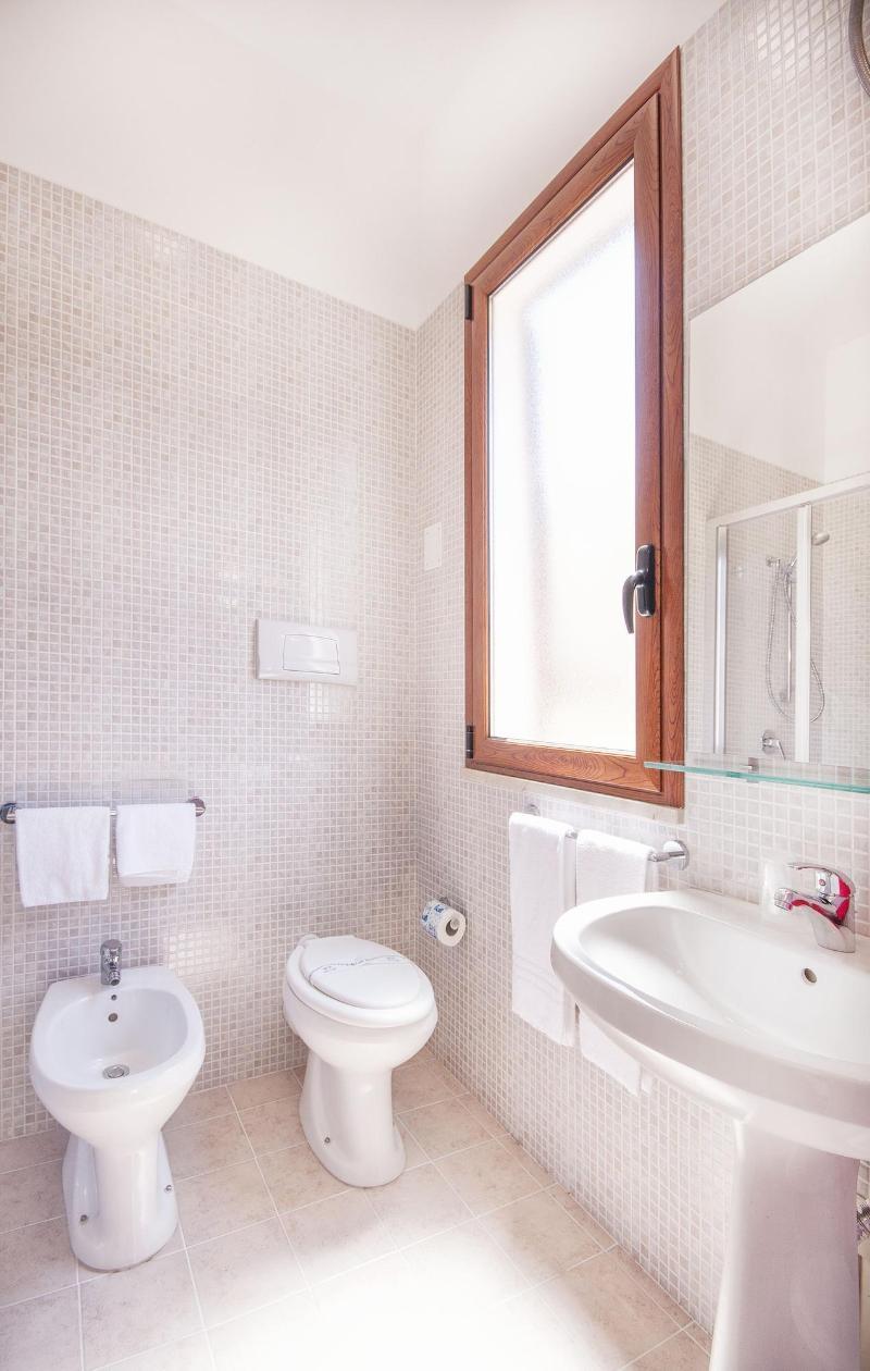 B&B La Torre Кастелламмаре-дель-Голфо Экстерьер фото