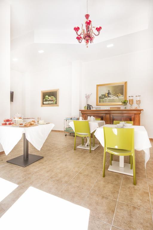 B&B La Torre Кастелламмаре-дель-Голфо Номер фото