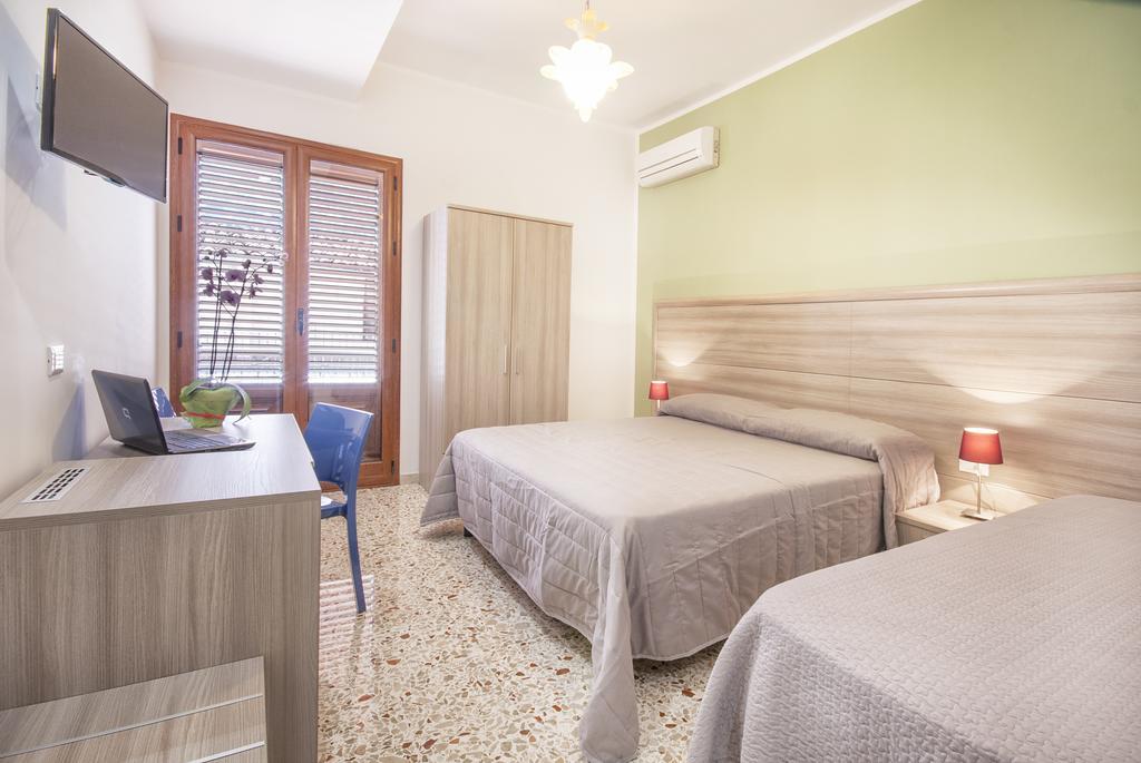 B&B La Torre Кастелламмаре-дель-Голфо Номер фото